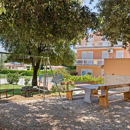 Appealing Mobile In With Garden *